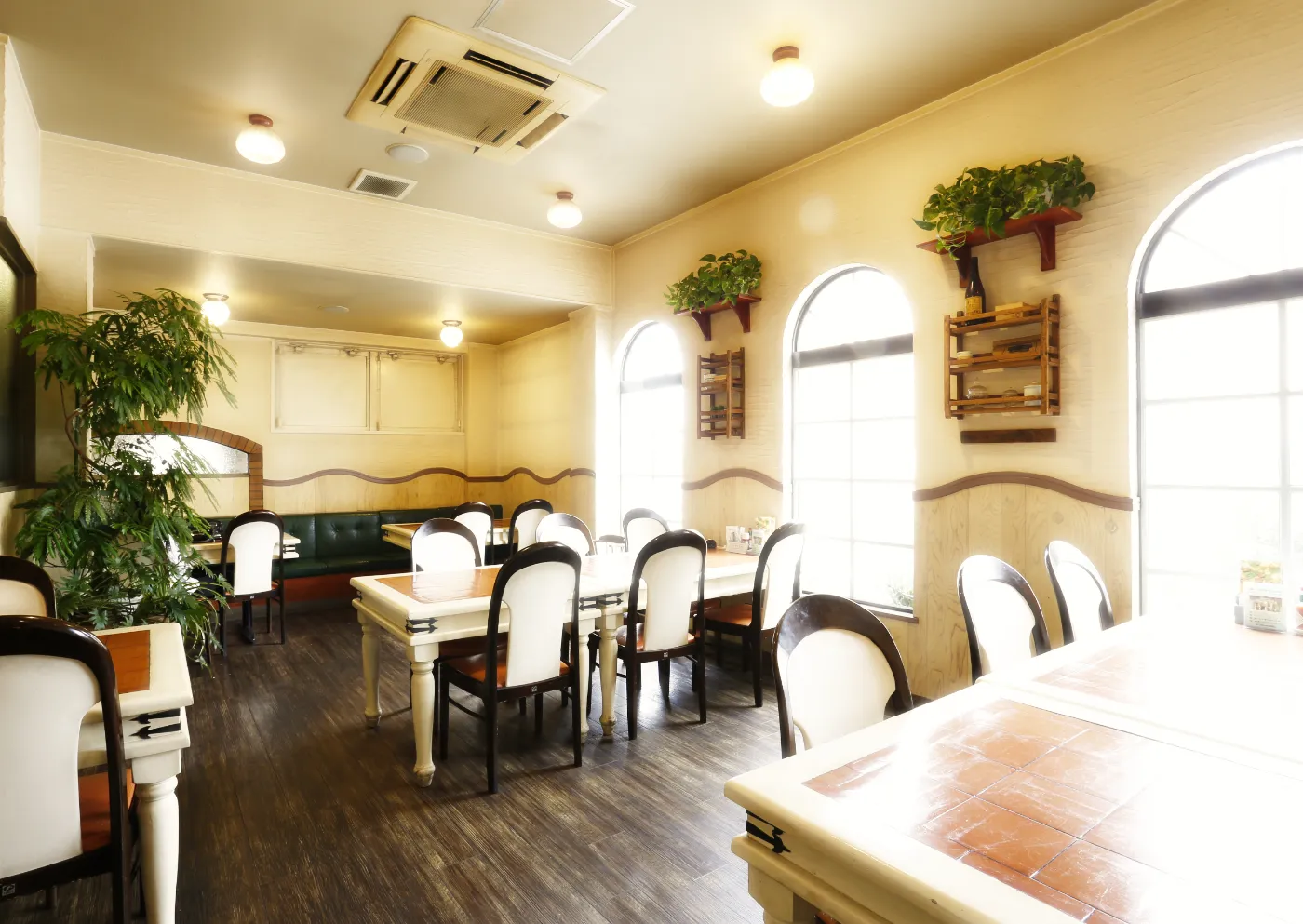 ボンジョルノ本店店内top用